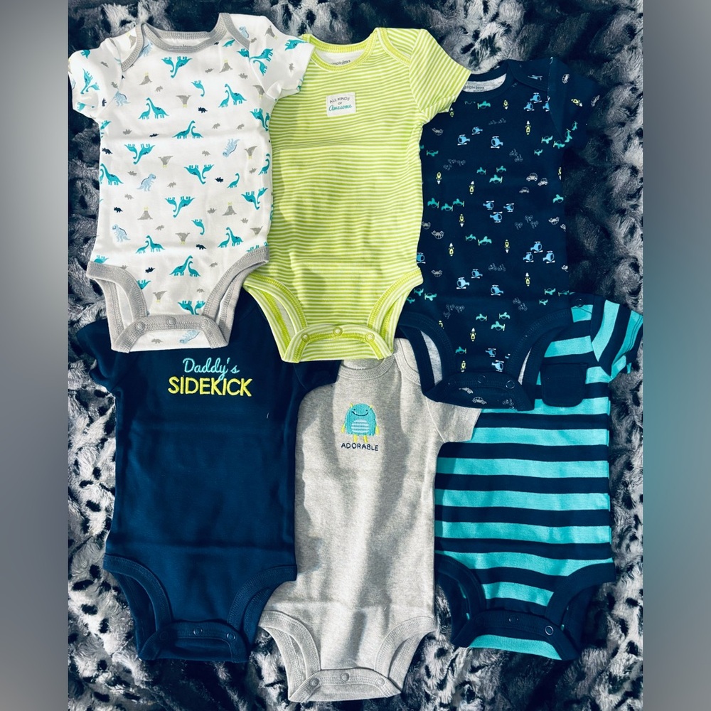 BRAND NEW Carters 0-3 month little boy onesies